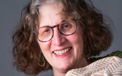 #066: From Anthropology to High-Quality American Made Bedding and Linens with Janet Wischnia of American Blossom Linens