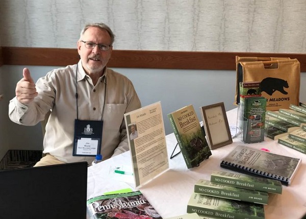 #027: Jim Meade, Owner/Innkeeper of Bear Lodges and Author of “No Cooked Breakfast” Discusses his Non-Traditional Approach to Innkeeping